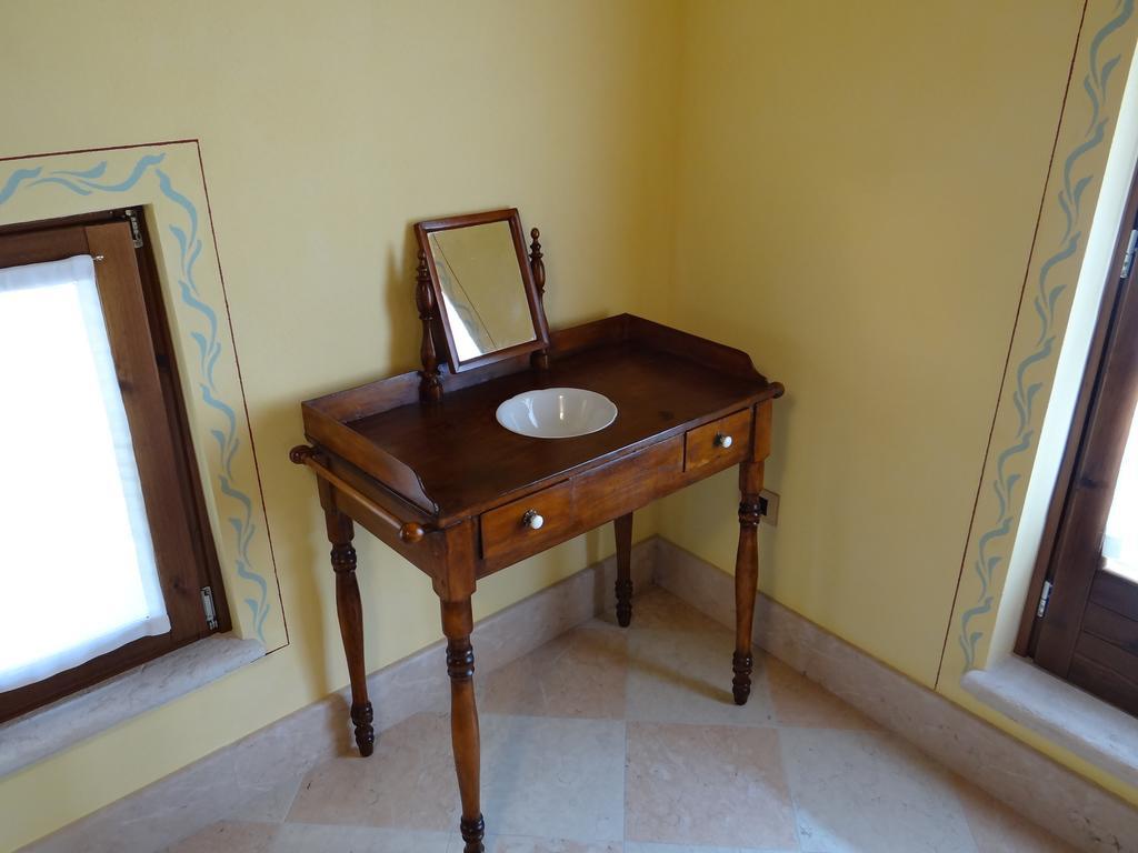 Le Camere Della Bice 内格拉尔 客房 照片